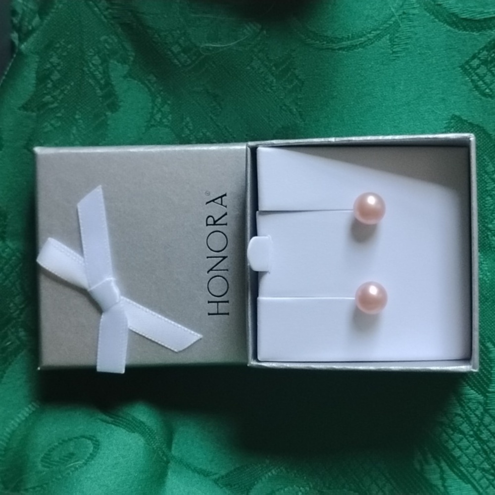 Elegant Pink Pearl Stud Earrings By Honora - Picture 6 of 6